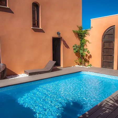 Merzouga, 8 Au Village Naturiste Couple Only Riád Agde