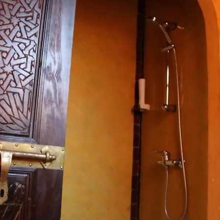 Riad Merzouga, 8 Au Village Naturiste Couple Only *