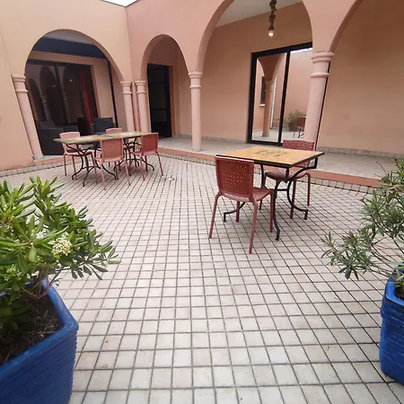 Riad Merzouga, 8 Au Village Naturiste Couple Only Agde